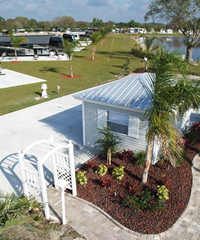 Beautiful surrounding in RV resort in Fort Myers